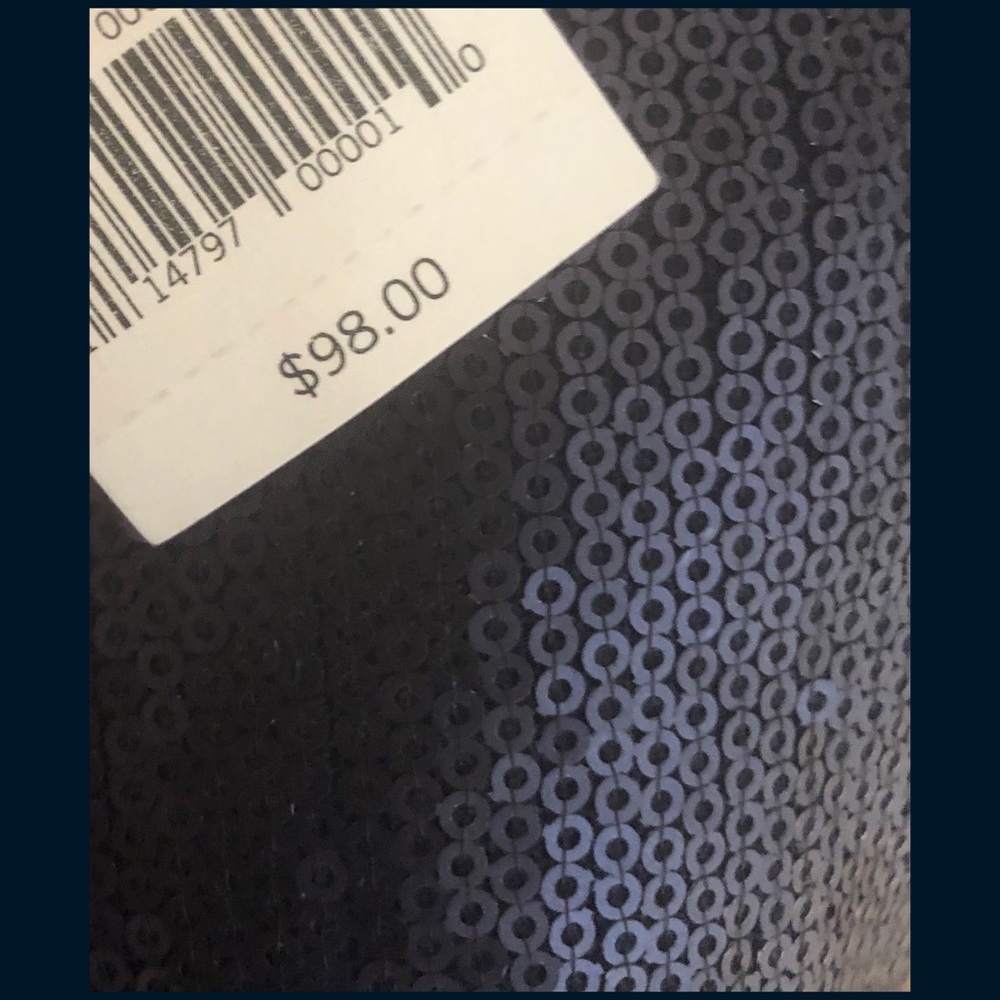 Banana Republic Sequin Tank - Picture 6 of 7